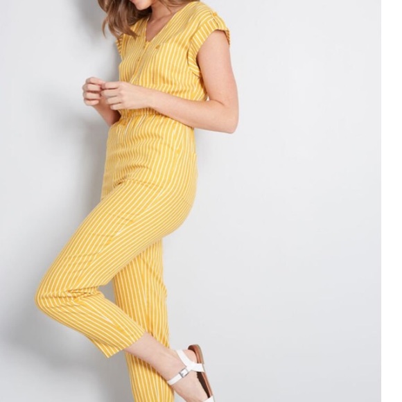 ModCloth Jumpsuit NWT - Picture 3 of 4